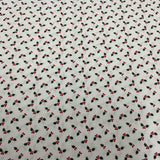 100% coton Un baiser sous le gui fond blanc ( Holly Holiday )