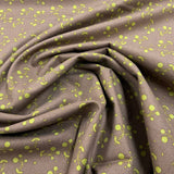 100% coton  Motif fleur d'olivier sur fond brun ( Adel in autumn )